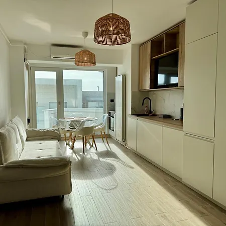 Apartment Alezzi Infiniti & - Sunrise 349 Navodari