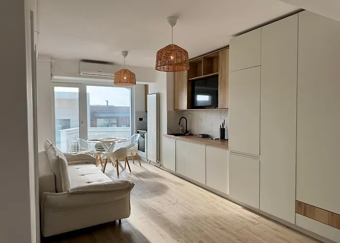 Alezzi Infiniti & - Sunrise 349 Apartment